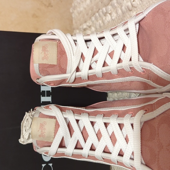 COACH NIB Hi Tops Pink 7.5 - Picture 5 of 10